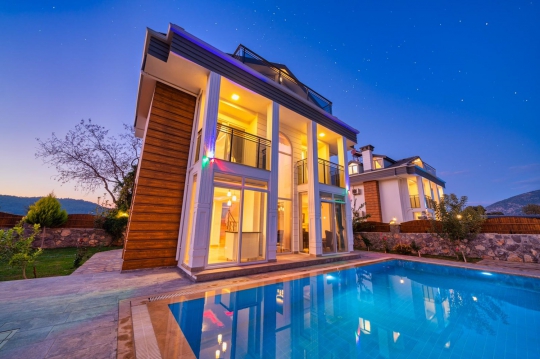 Villa Bling 2