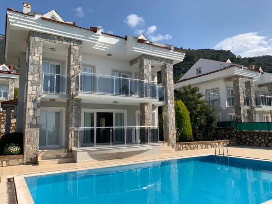 Villa Golden Heights 5