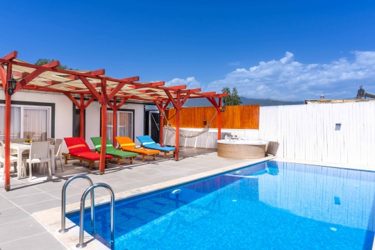 Villa Kum Tanesi