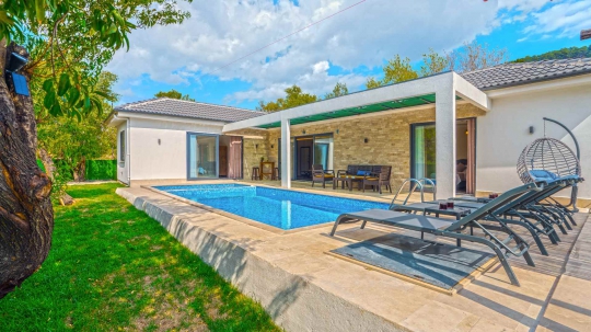 Villa Luxury Su