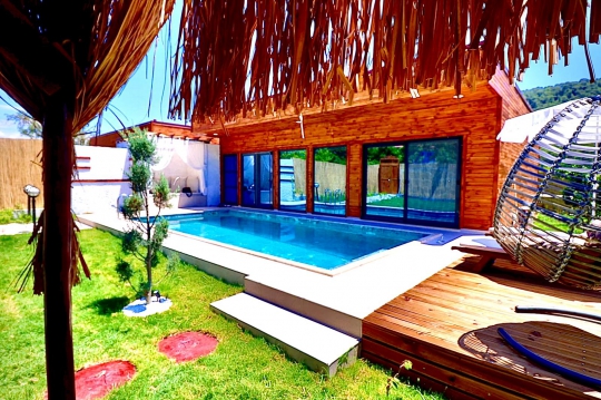 Villa Meşk İnlice