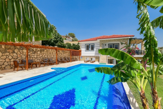 Villa Moonlight 2